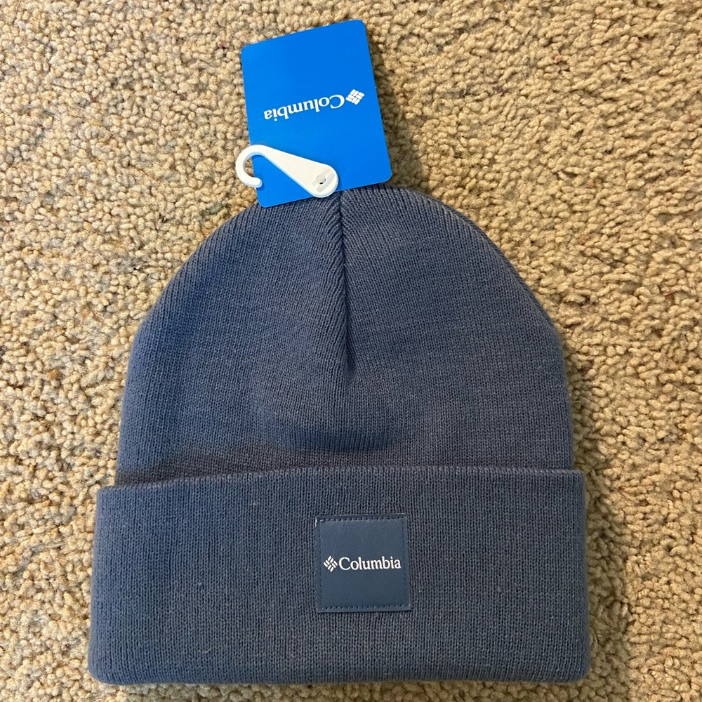 NWT Columbia beanie. Unisex(os)